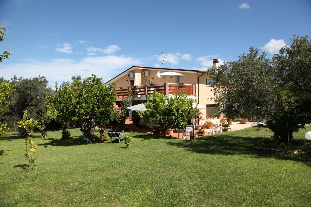 Ferienwohnung La Collina Del Riccio Ortona Exterior foto